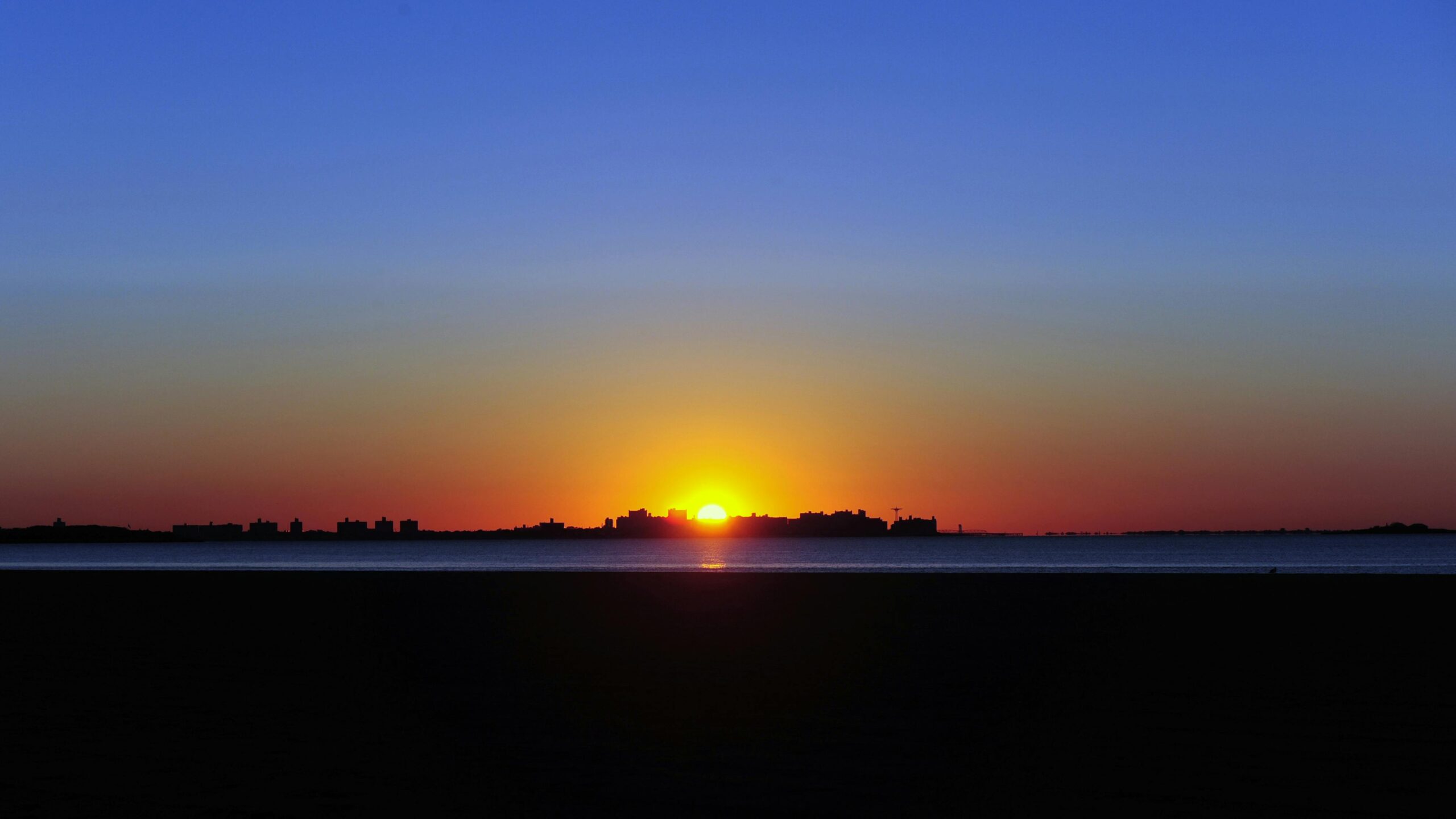 How does sunrise and sunset look like?